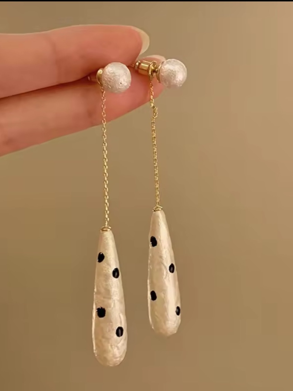 French Retro Drop Earrings with White and Black Speckled Teardrops - Polka